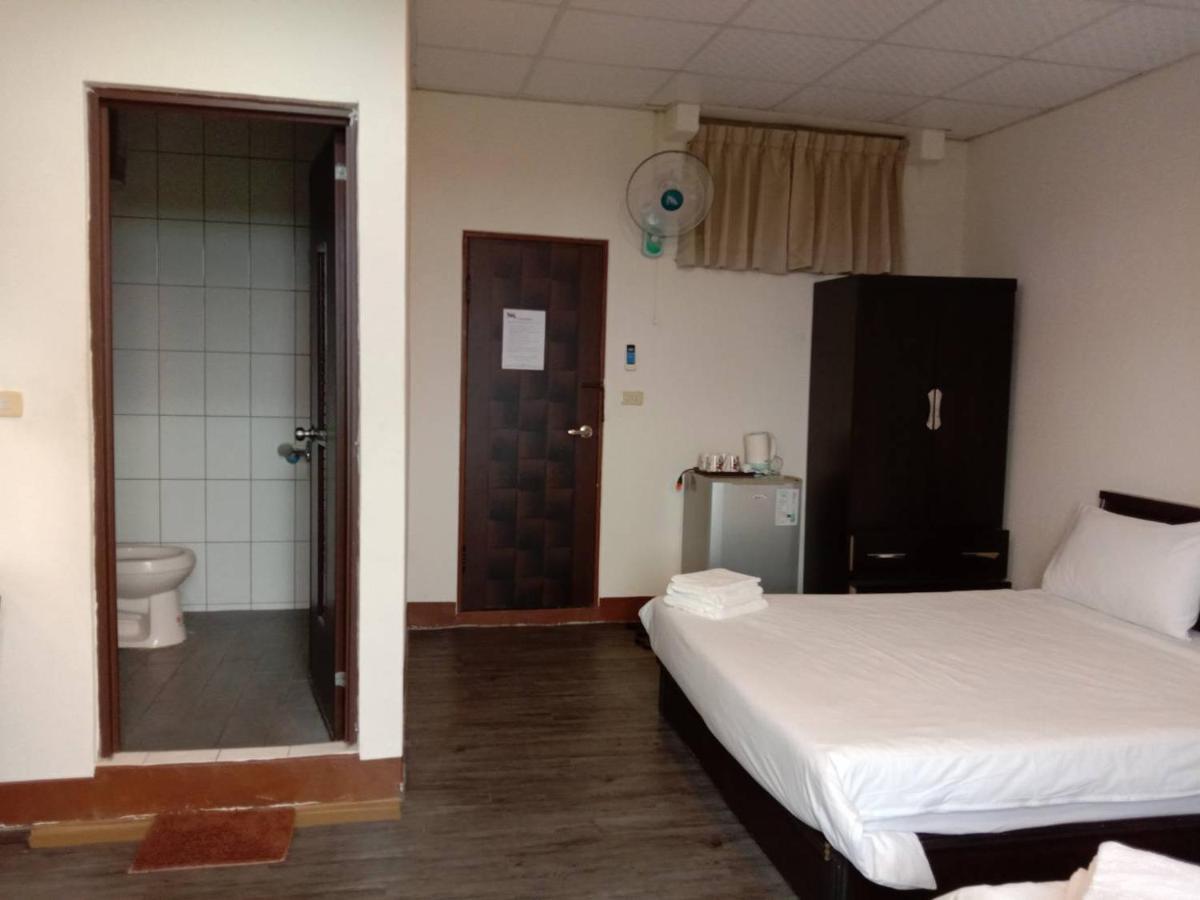 Malaya Guest House Putaj Kültér fotó