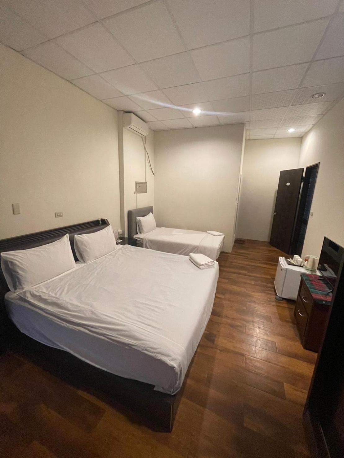Malaya Guest House Putaj Kültér fotó