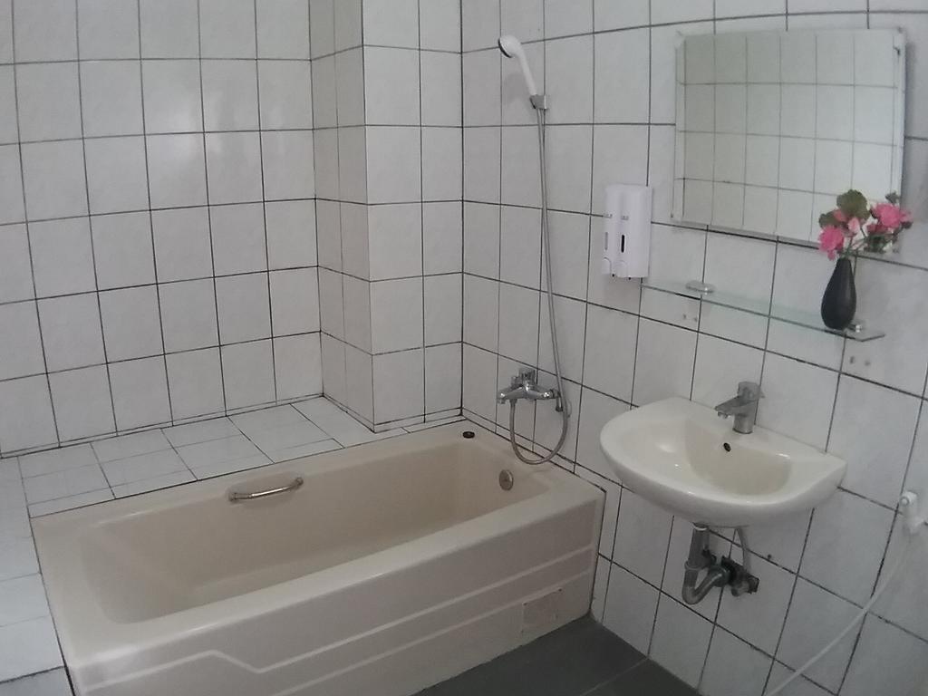 Malaya Guest House Putaj Kültér fotó