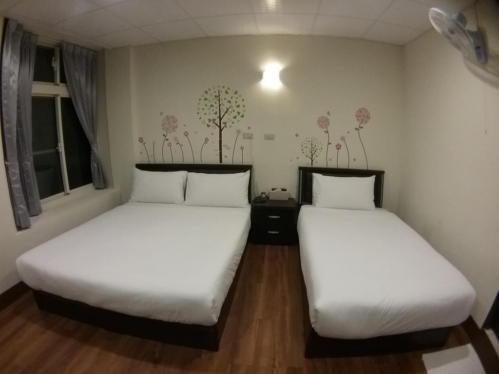 Malaya Guest House Putaj Kültér fotó