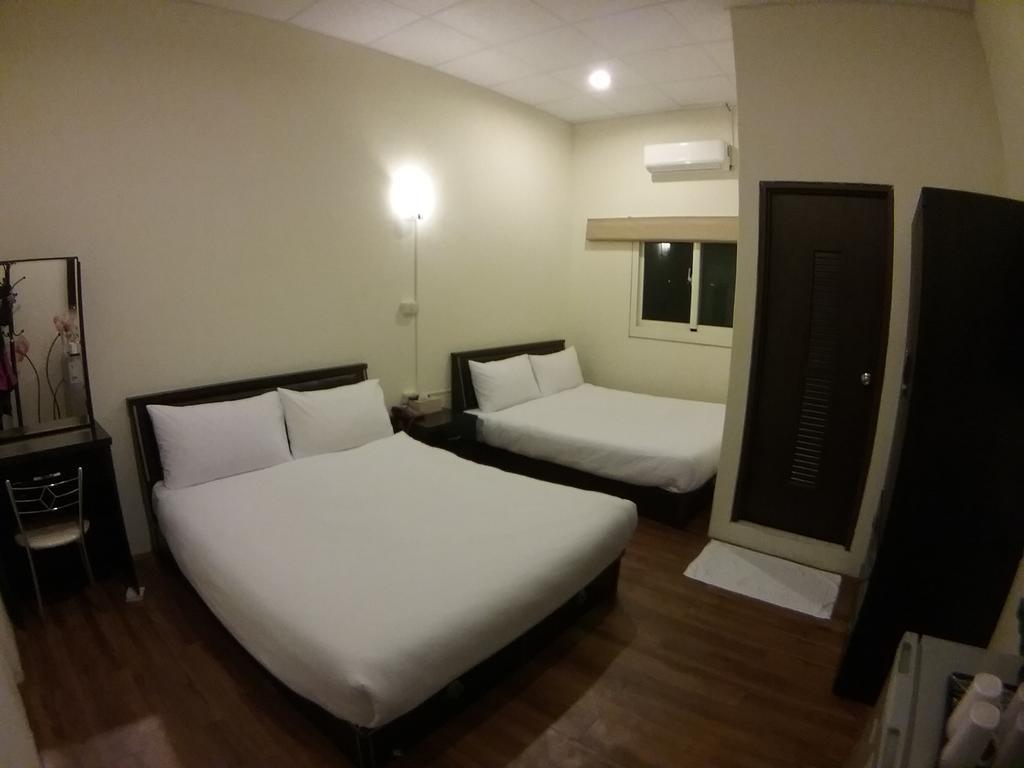 Malaya Guest House Putaj Kültér fotó